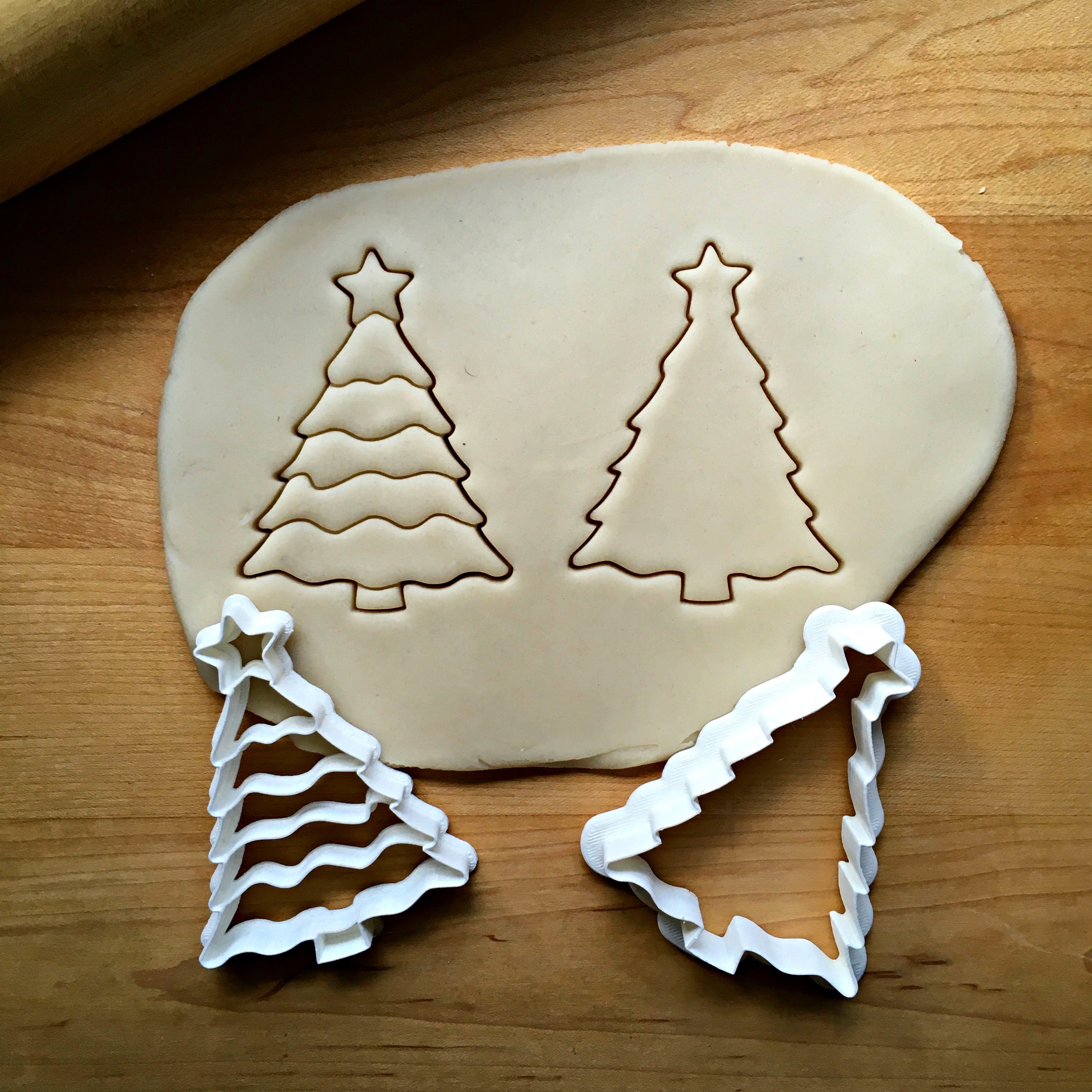 Set of 2 Christmas Tree with Star Cookie Cutters/Dishwasher Safe