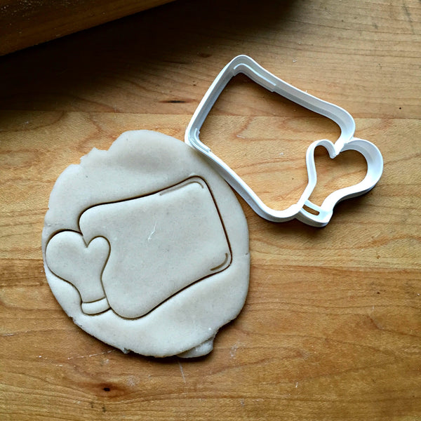 Cookie/Baking Sheet with Mitt Cookie Cutter/Dishwasher Safe