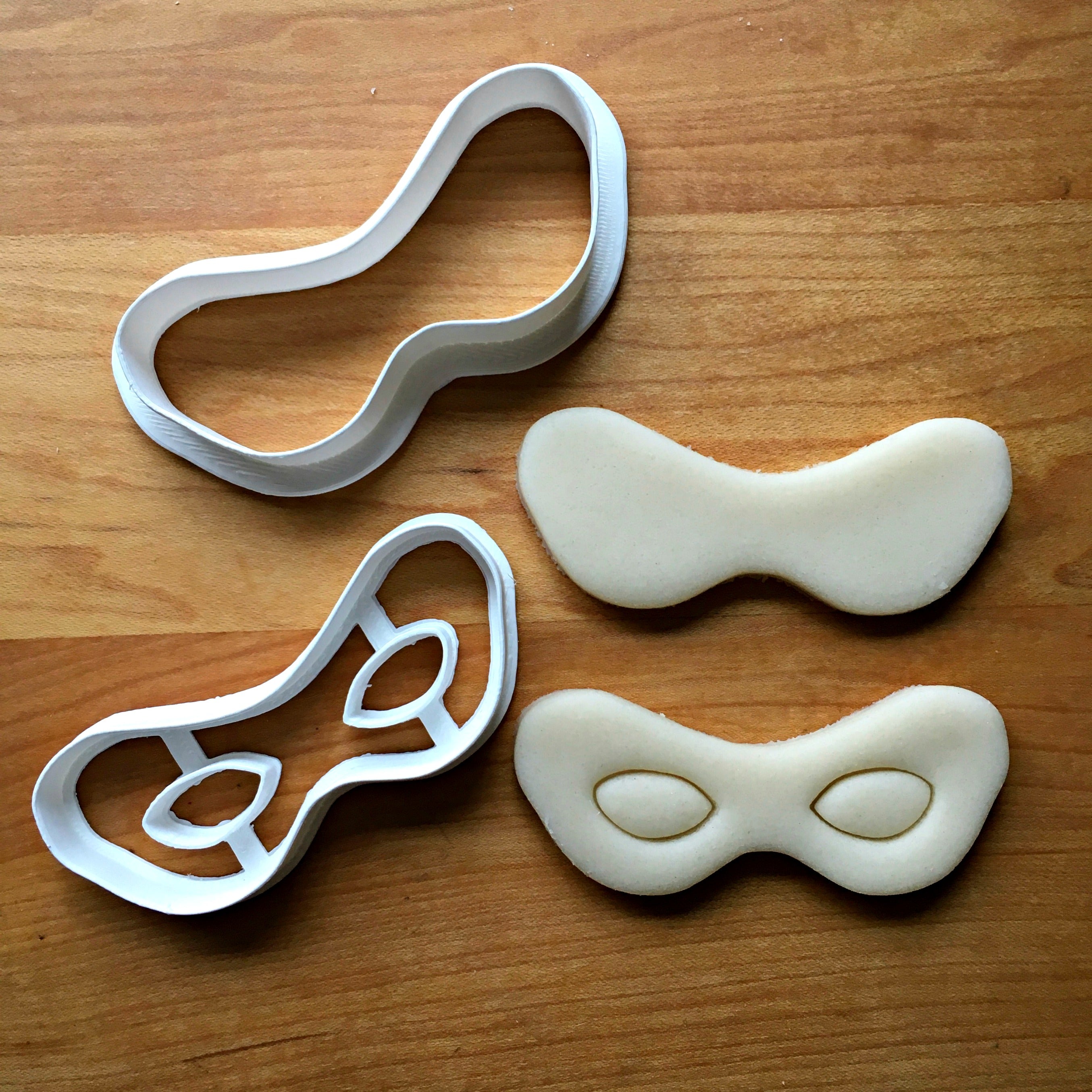Set of 2 Masquerade Mask Cookie Cutters/Dishwasher Safe