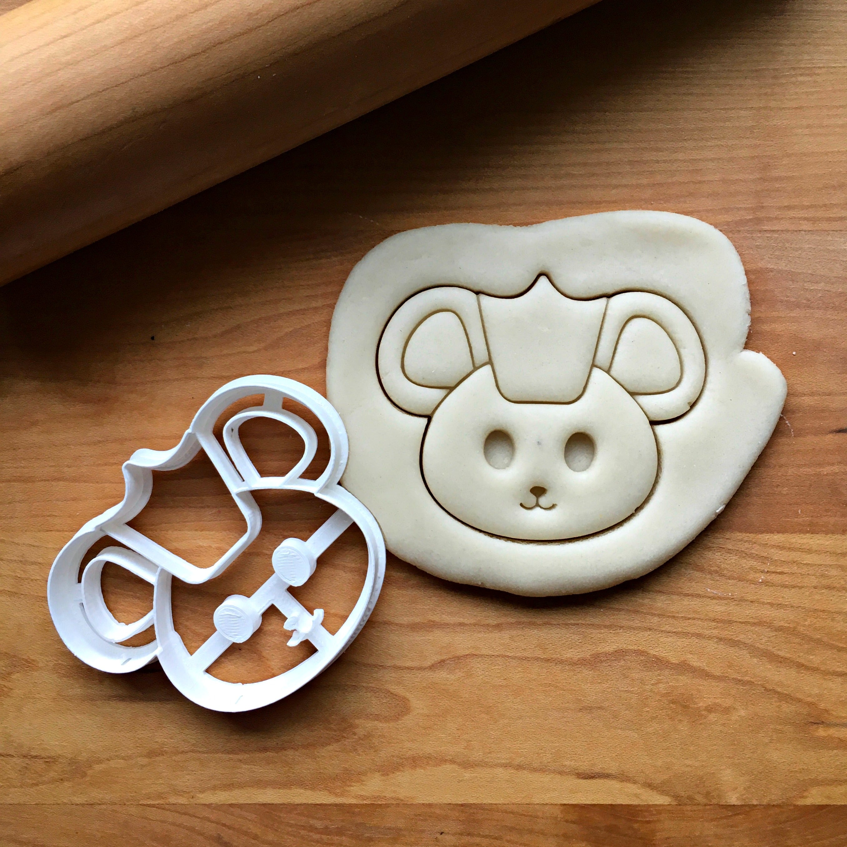 Cute Mouse King Cookie Cutter/Dishwasher Safe