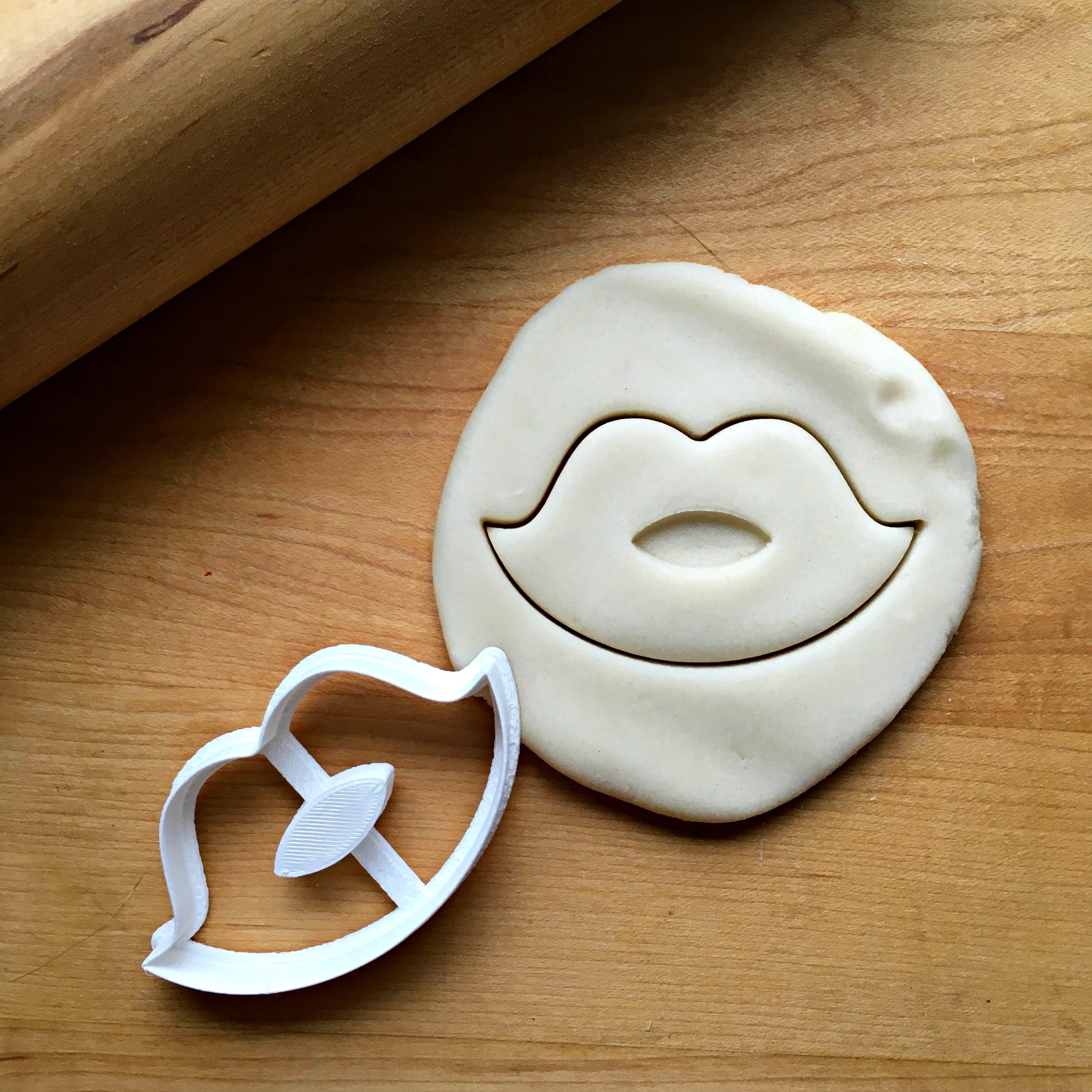 Lips Cookie Cutter/Dishwasher Safe
