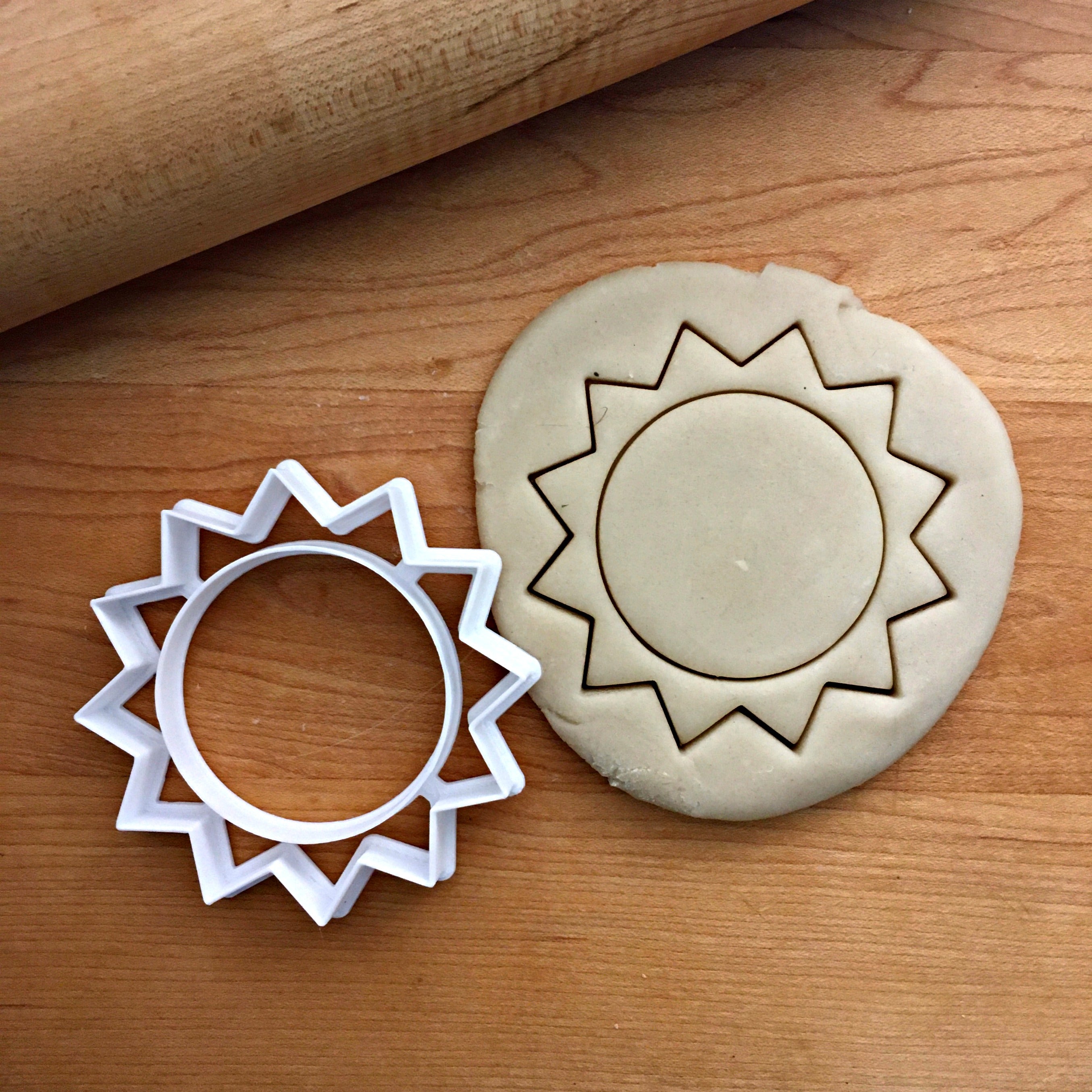 Sun Cookie Cutter/Dishwasher Safe
