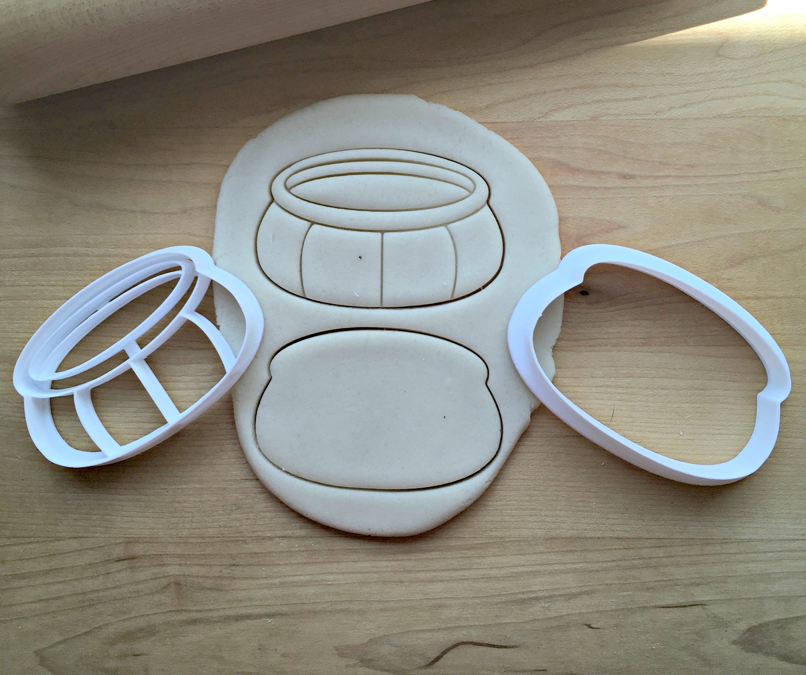 Set of 2 Inflatable Pool Cookie Cutters/Dishwasher Safe