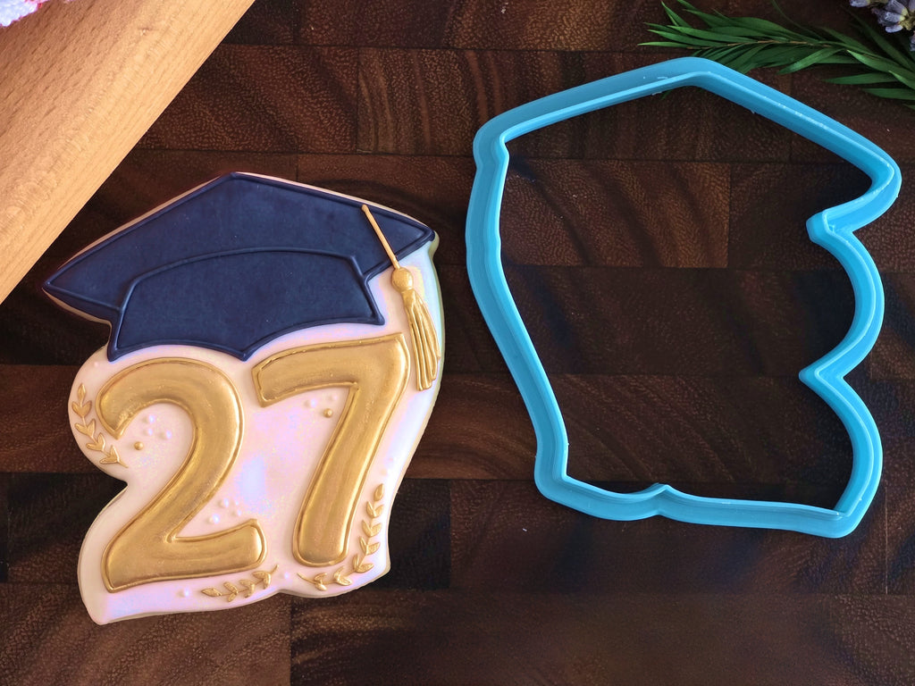 2027 Graduation Hat Cookie Cutter/Dishwasher Safe/Made in the USA