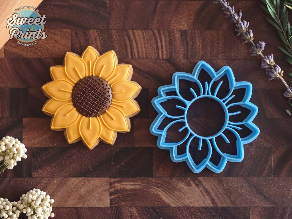 Sunflower/Daisy Cookie Cutter/Dishwasher Safe