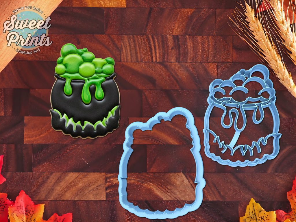 Set of 2 Cauldron Cookie Cutters/Dishwasher Safe