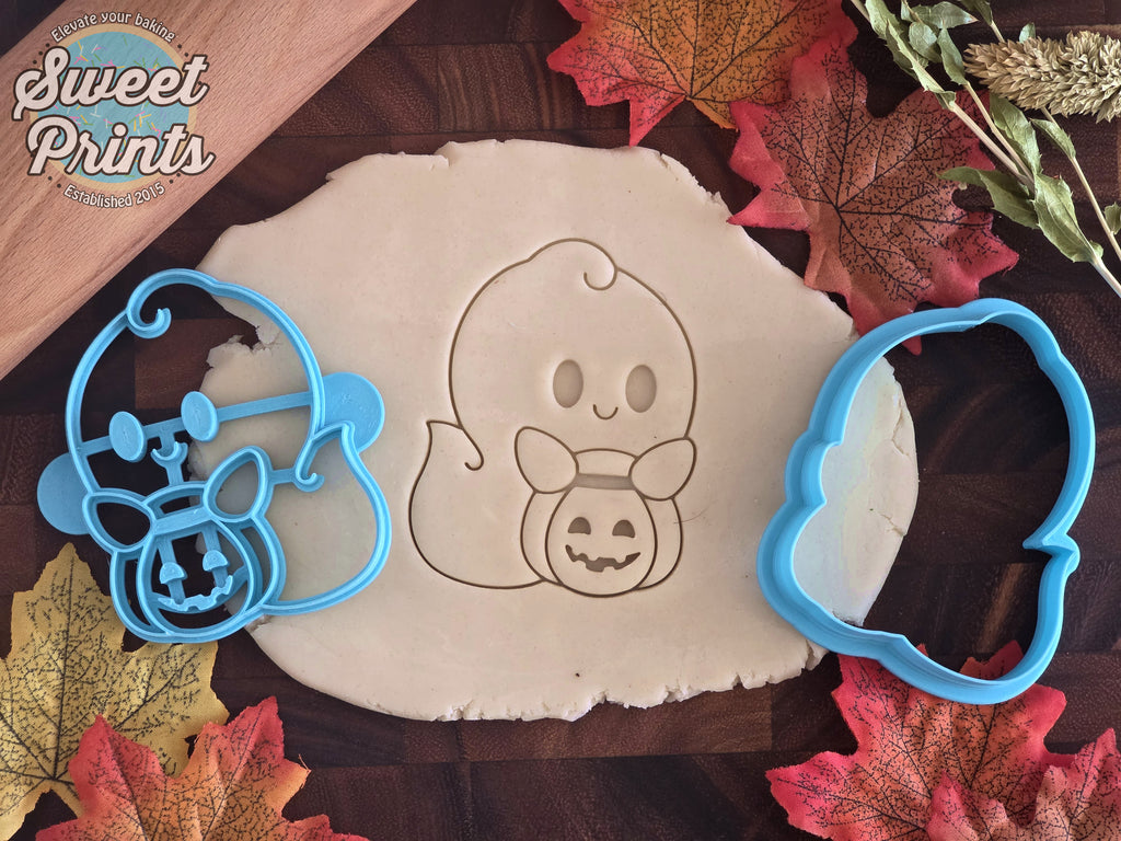 Trick or Treat Ghost Cookie Cutter & Press/Dishwasher Safe