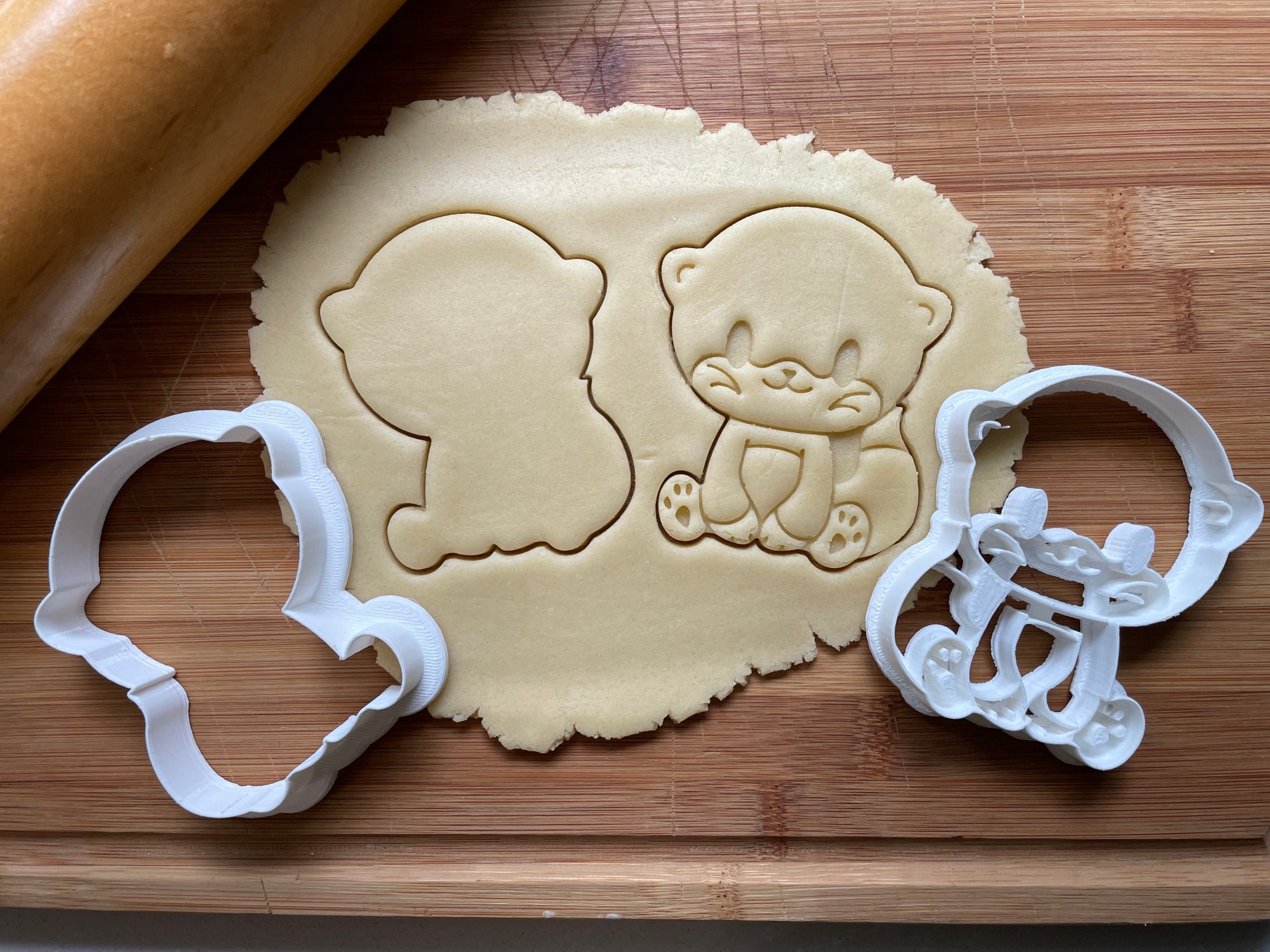 Set of 2 Baby Otter Cookie Cutters/Dishwasher Safe