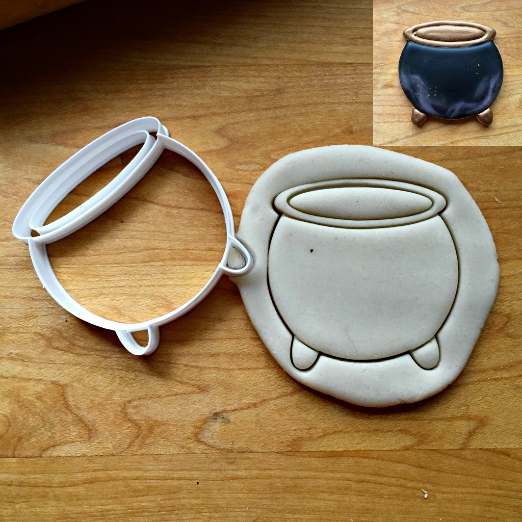 Cauldron Cookie Cutter/Dishwasher Safe