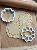 Set of 2 9-Petal Daisy/Flower Cookie Cutters/Dishwasher Safe