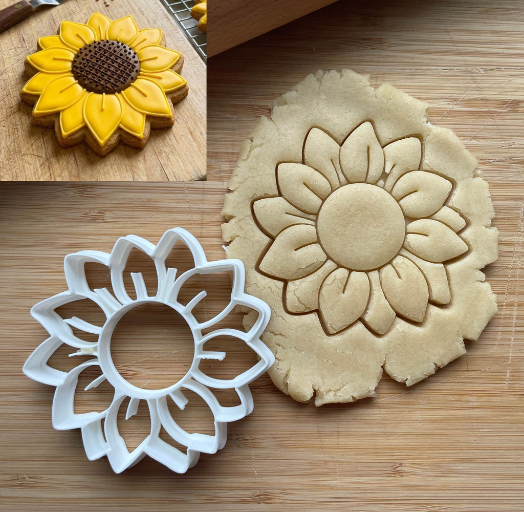 Sunflower/Daisy Cookie Cutter/Dishwasher Safe