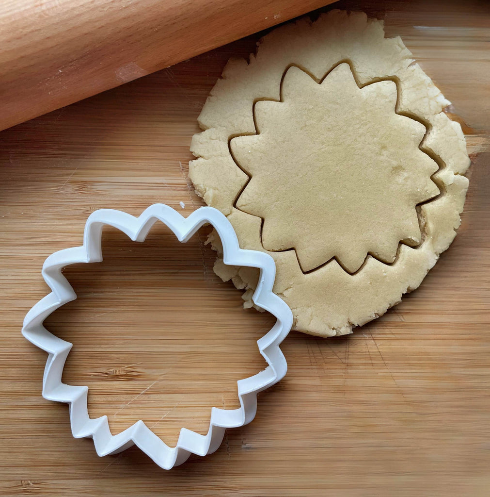 Sunflower/Daisy Cookie Cutter/Dishwasher Safe