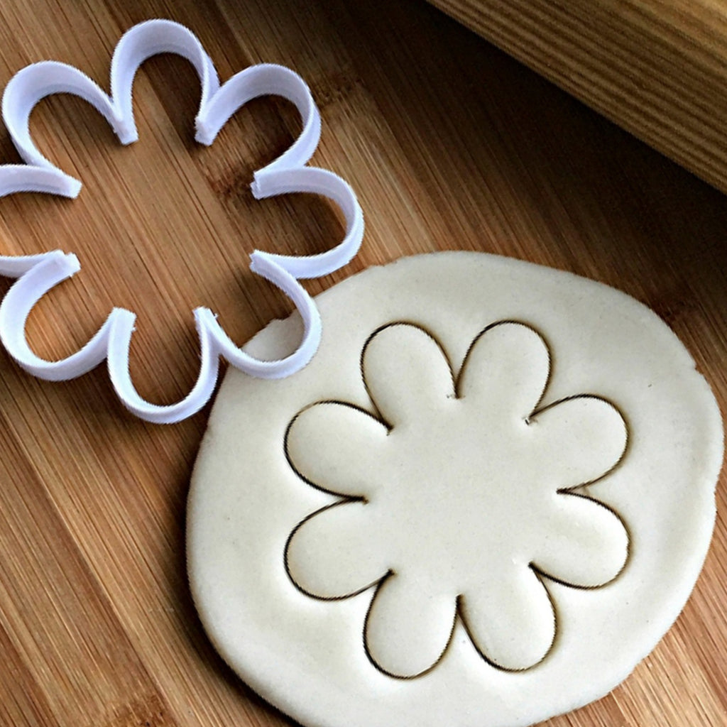 Daisy Cookie Cutter/Dishwasher Safe