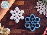 Snowflake/Cut-Out Centers Cookie Cutter/Dishwasher Safe