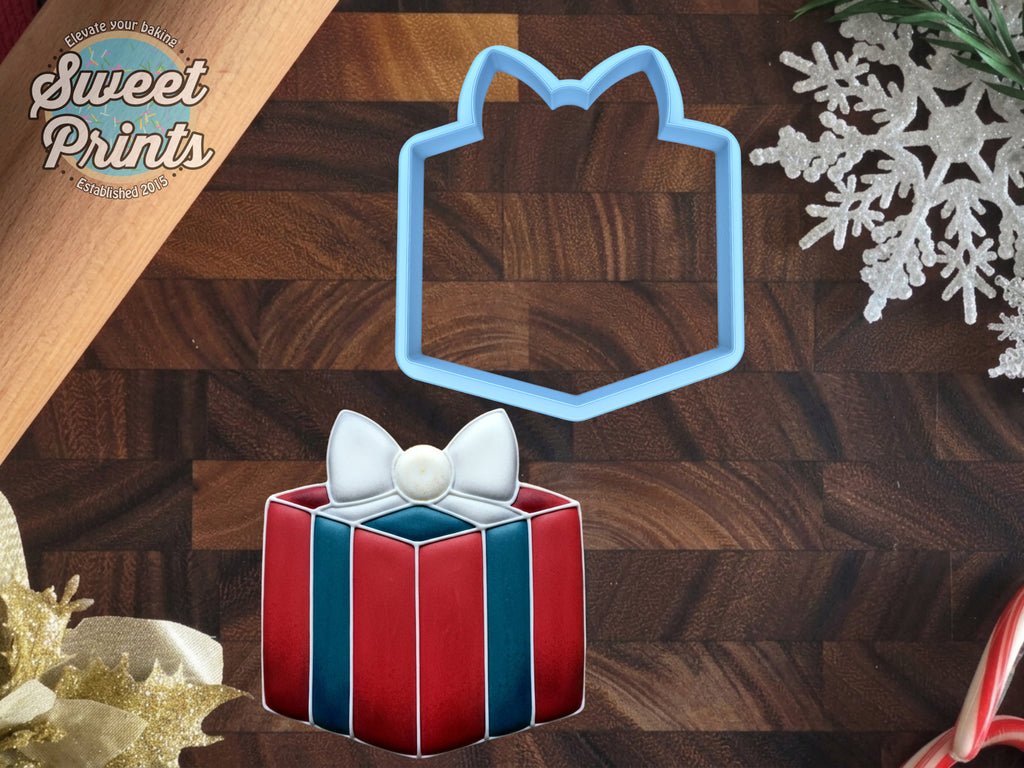 Present/Gift Cookie Cutter/Dishwasher Safe