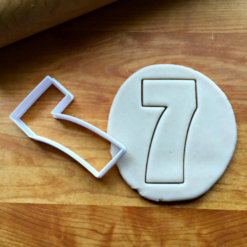 Number 7 Cookie Cutter/Dishwasher Safe