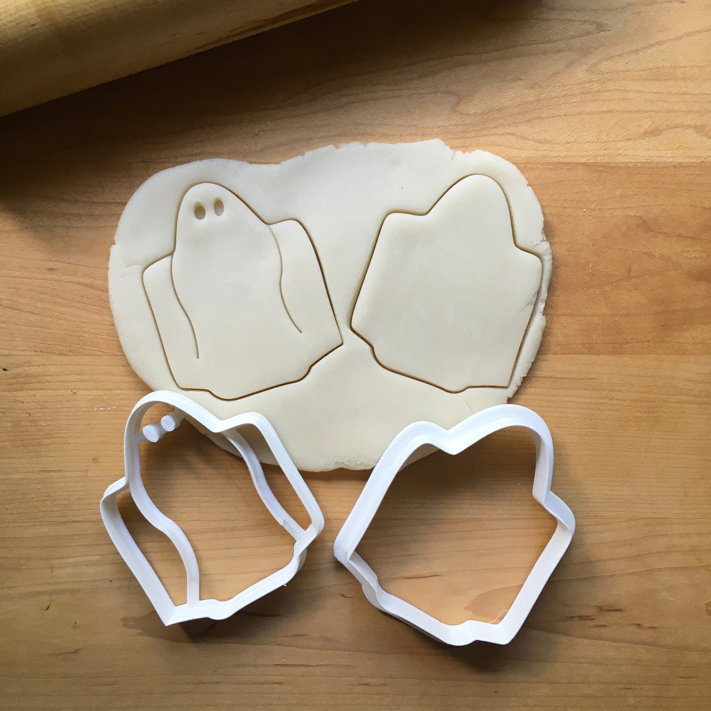 Set of 2 Ghost Square Cookie Cutters/Dishwasher Safe