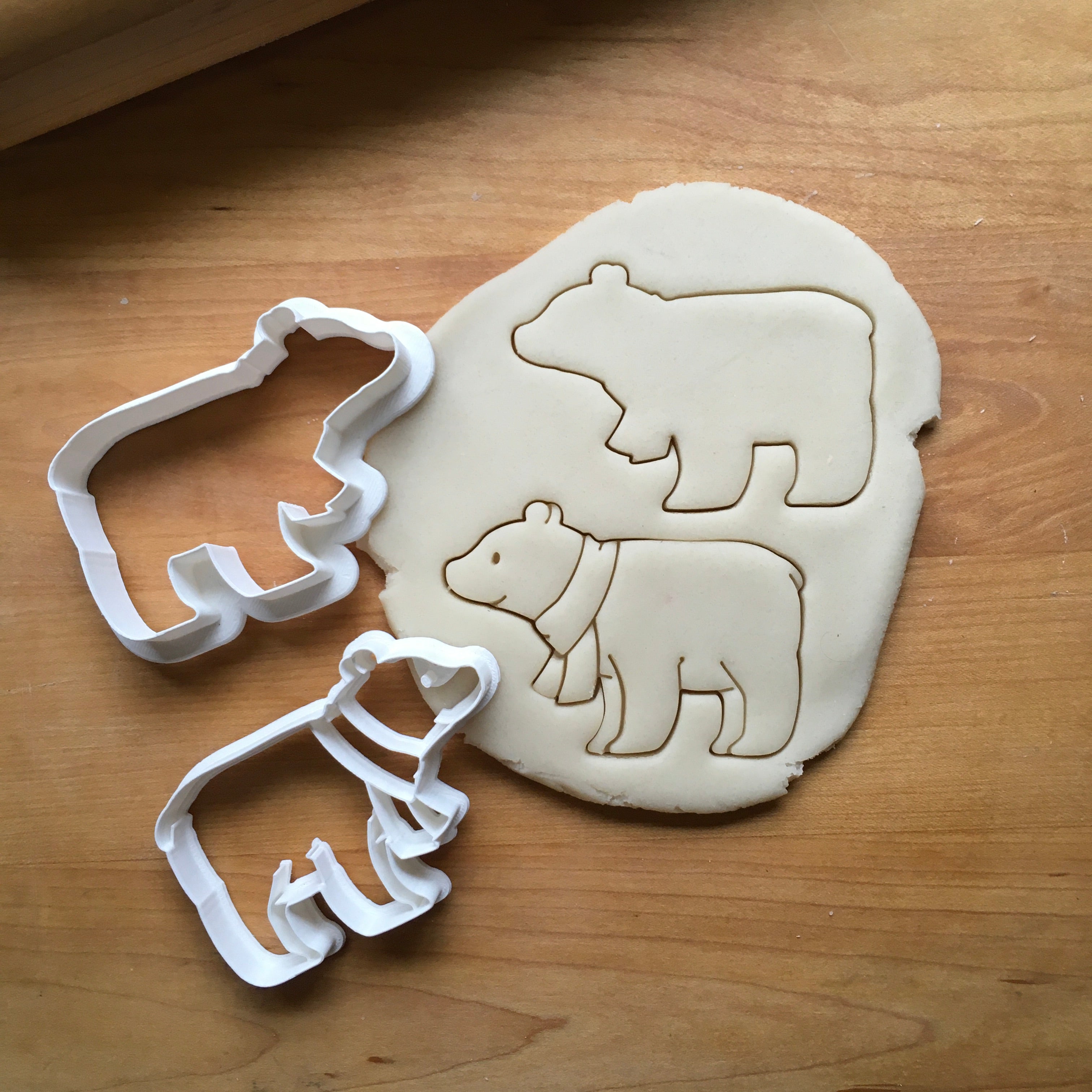 Set of 2 Polar Bear with Scarf Cookie Cutters/Dishwasher Safe