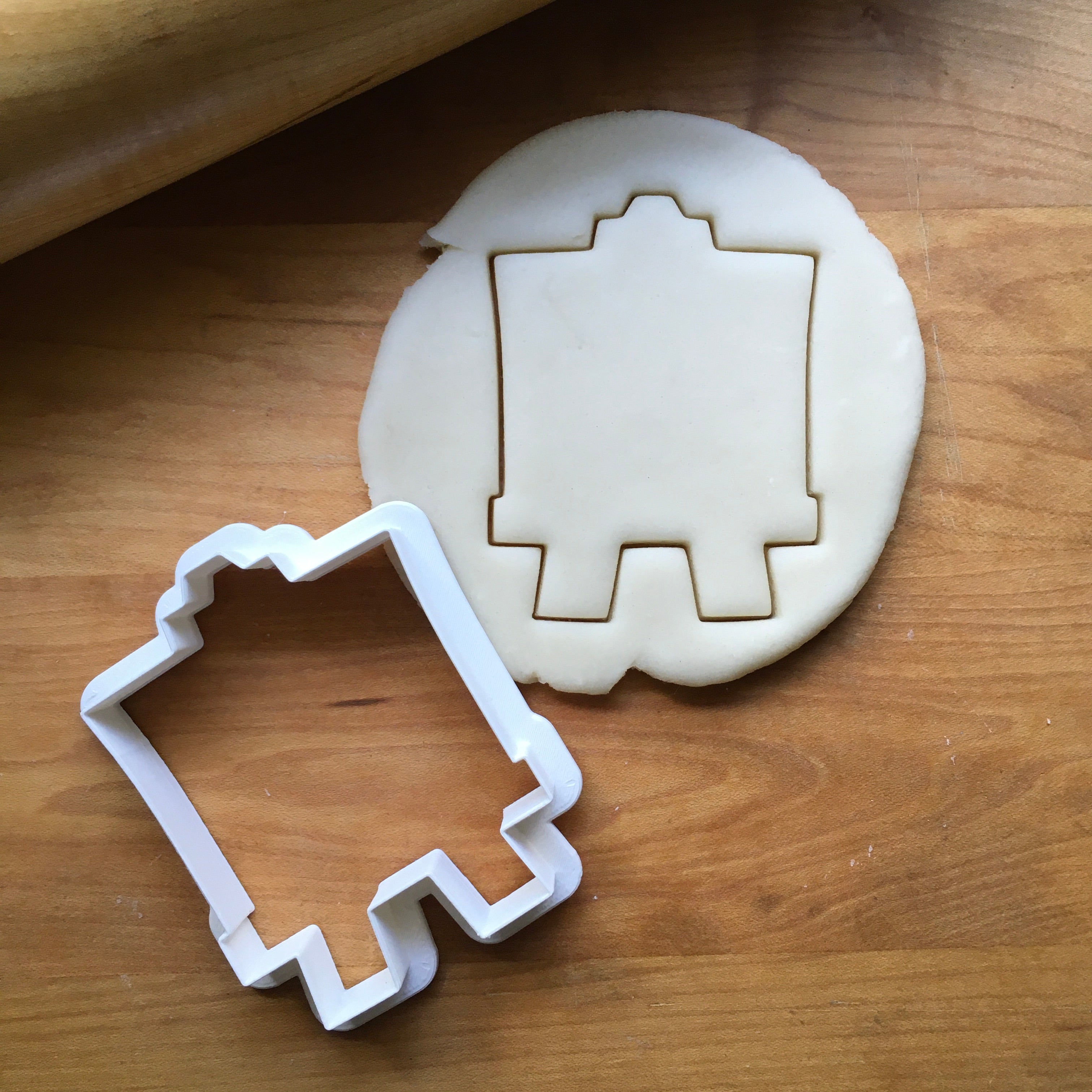 Easel Cookie Cutter/Dishwasher Safe