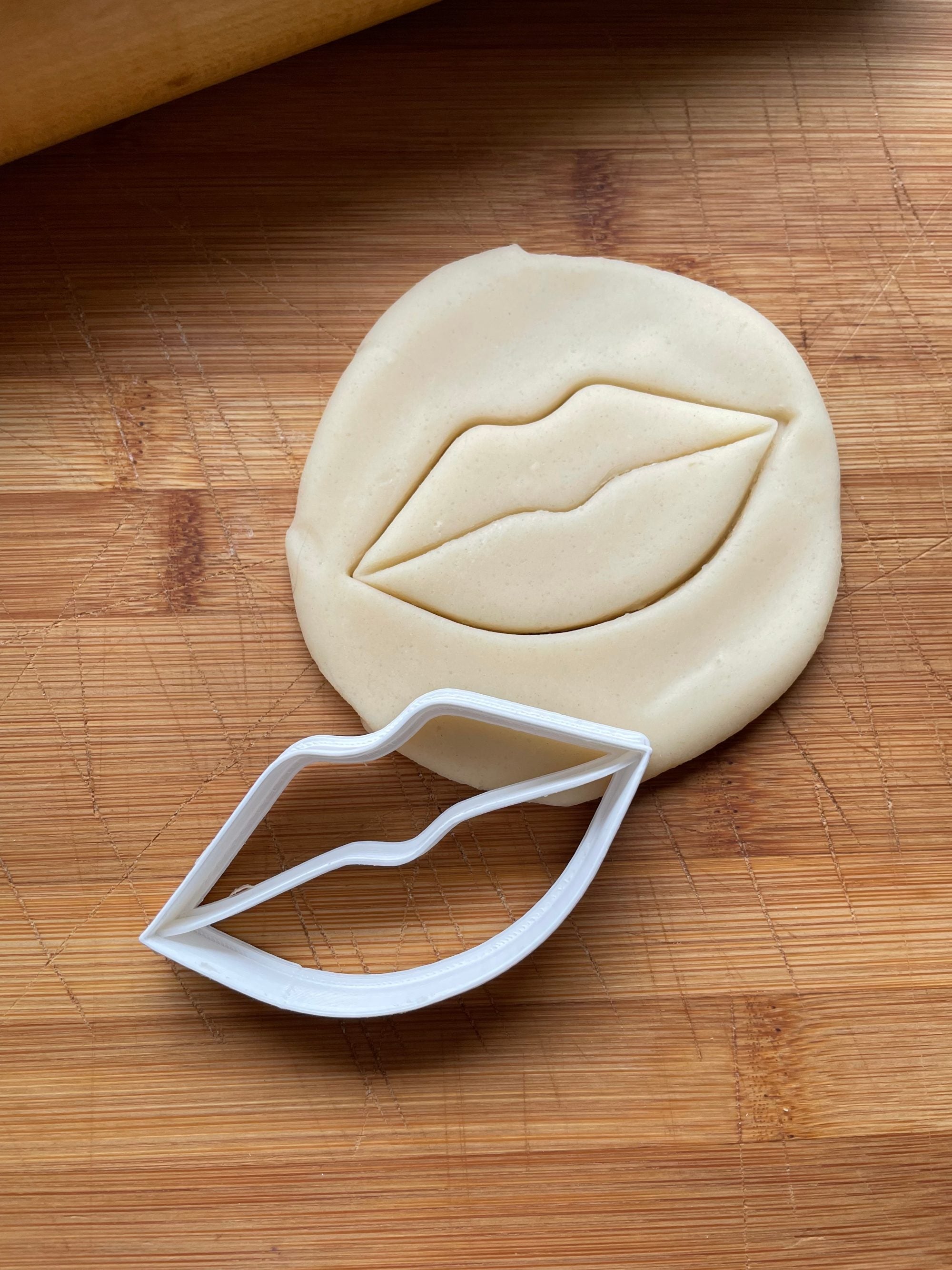 Lips Cookie Cutter/Dishwasher Safe