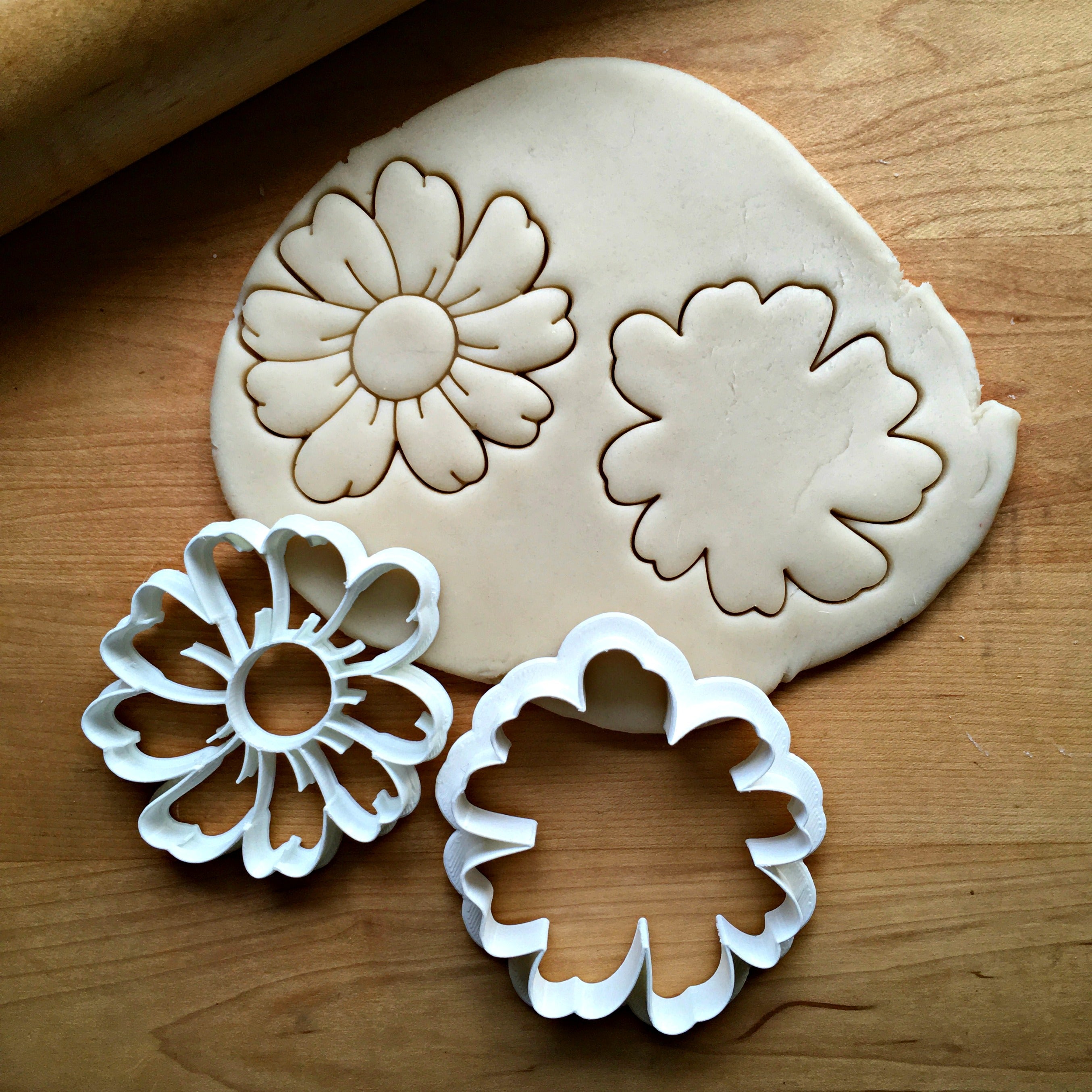 Set of Two 9 Petal Flower Cookie Cutters/Dishwasher Safe