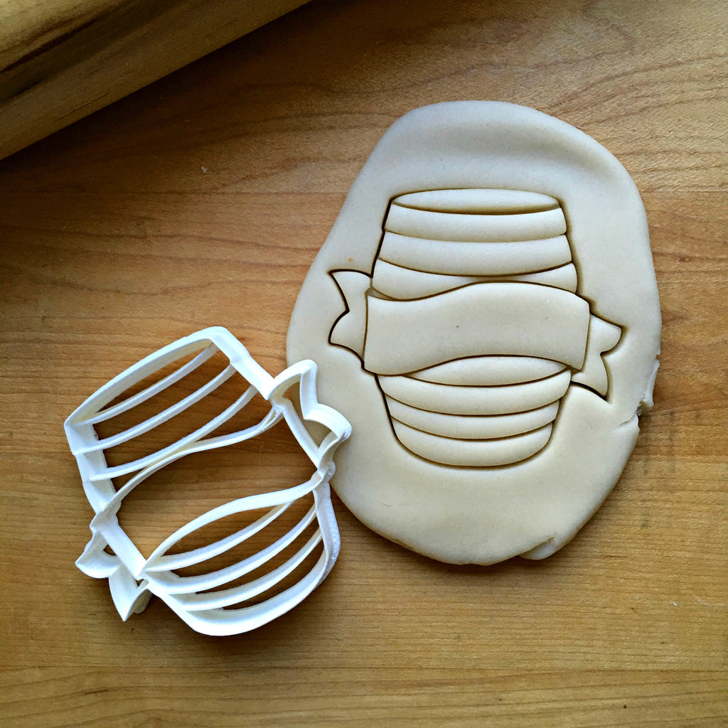 Barrel with Banner Cookie Cutter/Dishwasher Safe
