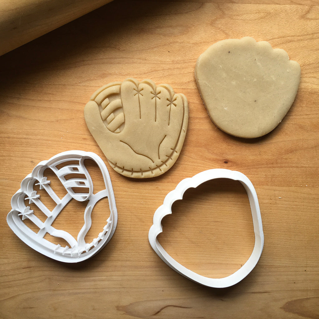 Set of 2 Baseball Glove Cookie Cutters/Dishwasher Safe