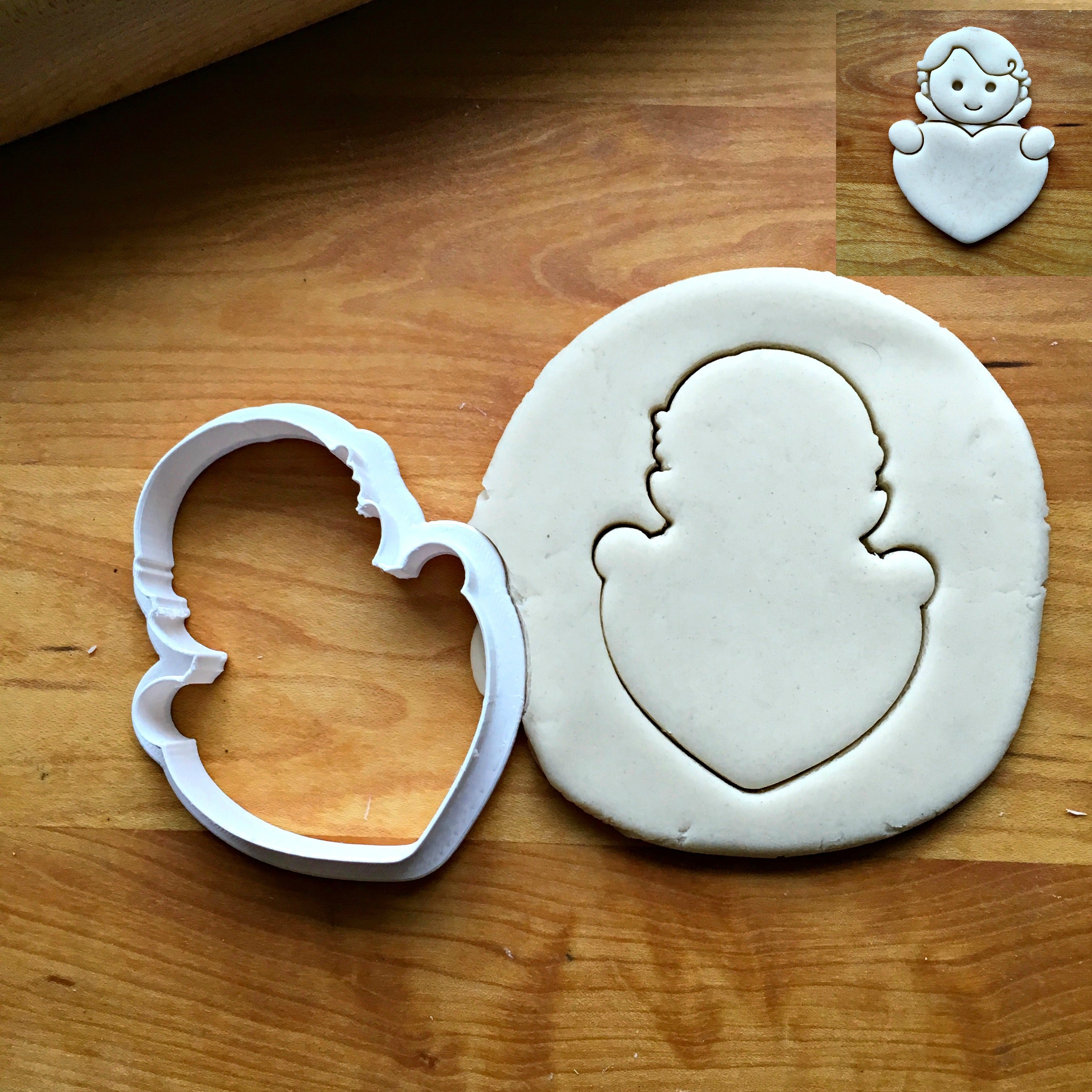 thumbnail image 2 of Bunny And Carrot Frame Cookie Cutter/Dishwasher Safe 2 of 10