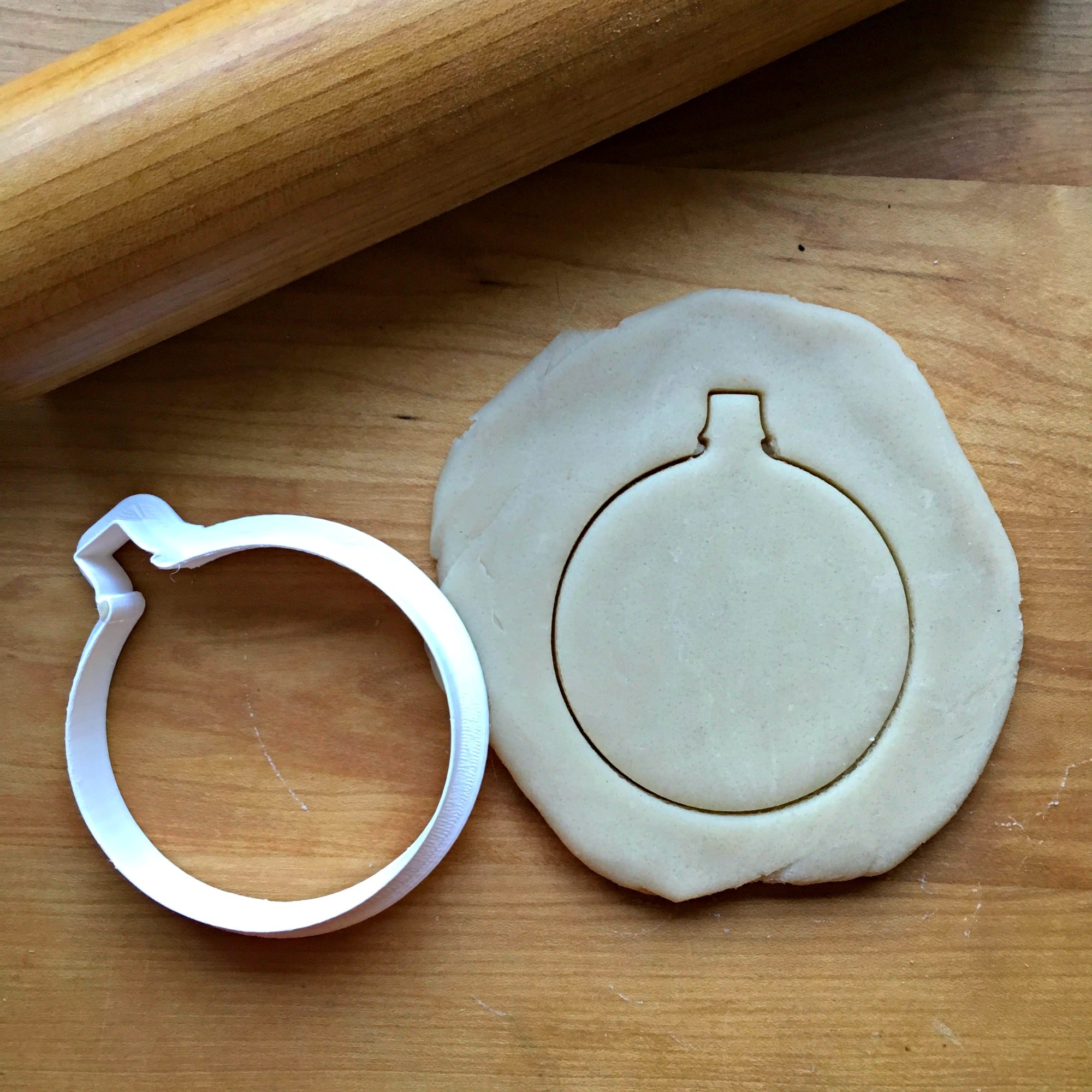 Round Christmas Ornament Cookie Cutter/Dishwasher Safe