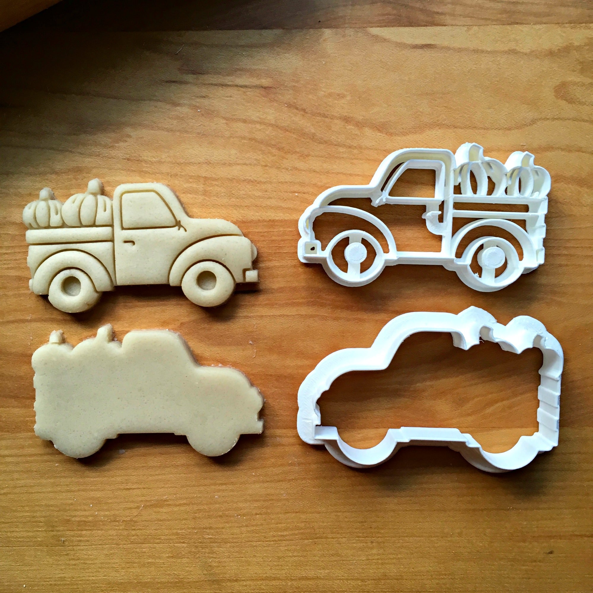 Set of 2 Pickup Truck with Pumpkins Cookie Cutters/Dishwasher Safe