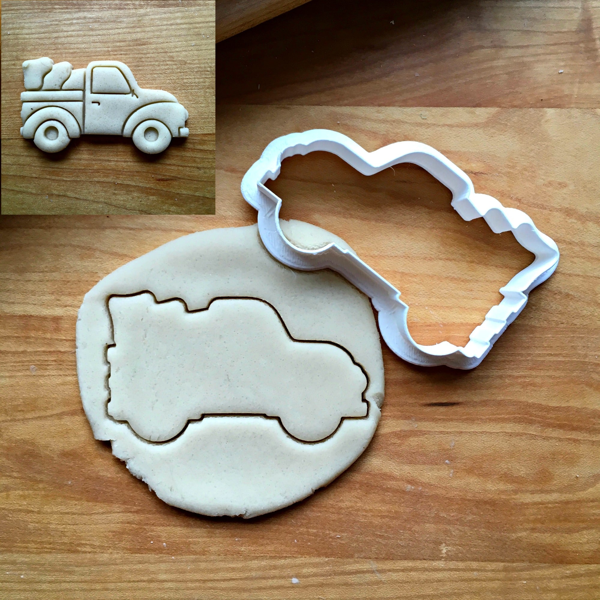 Pickup Truck with Tree Cookie Cutter/Dishwasher Safe