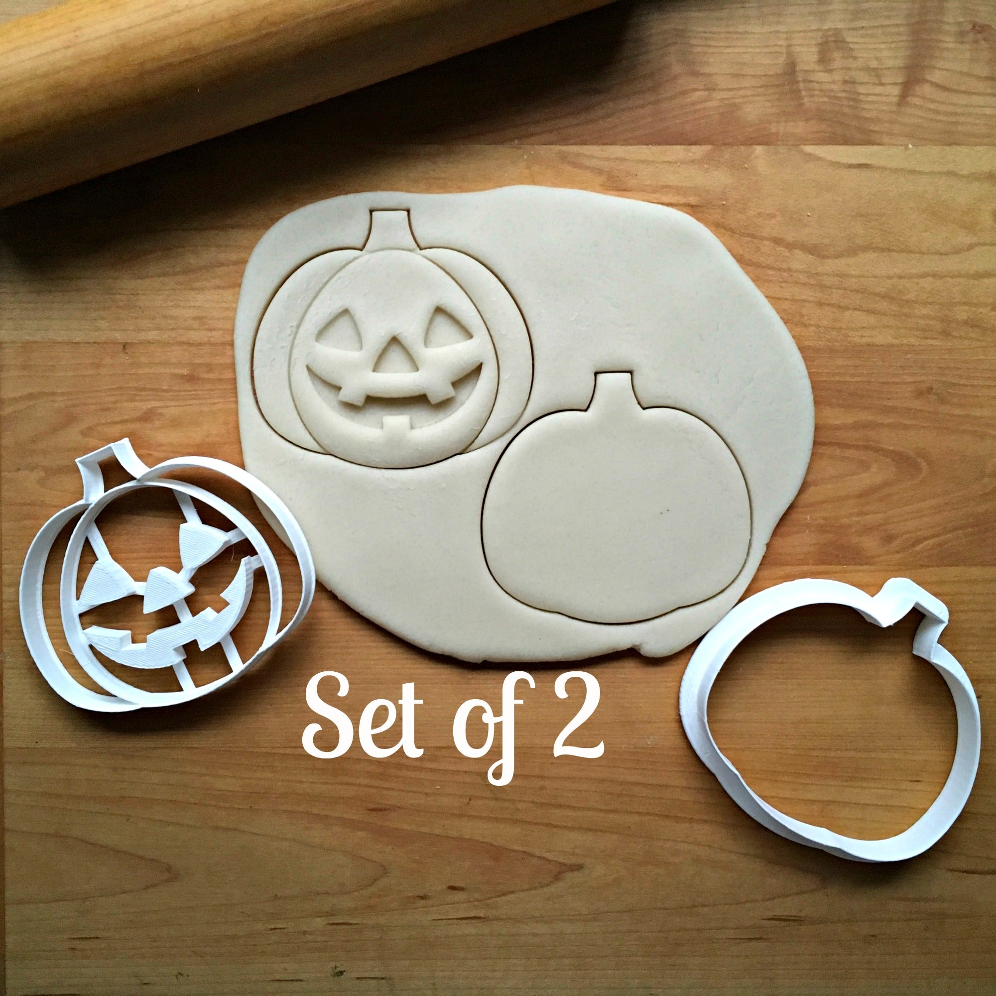 Set of 2 Jack-O-Lantern Cookie Cutters/Dishwasher Safe