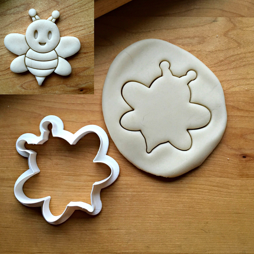 Bee Cookie Cutter/Dishwasher Safe
