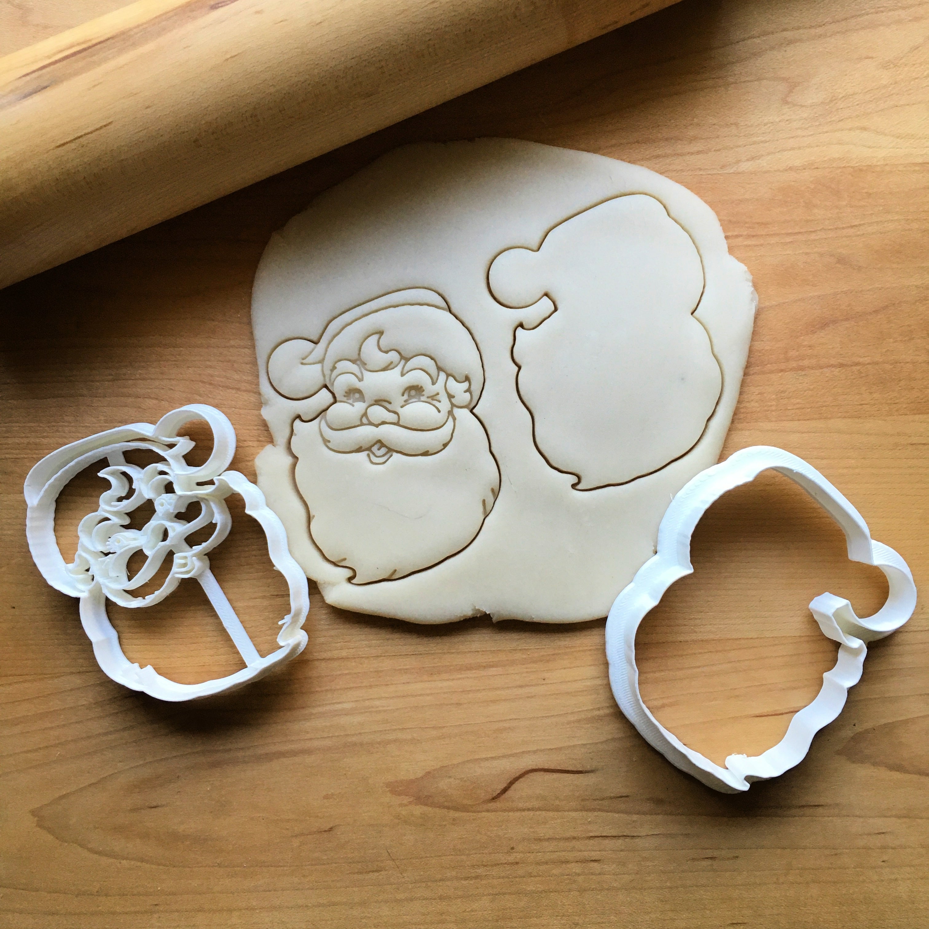 Set of 2 Classic Santa Claus Cookie Cutters/Dishwasher Safe