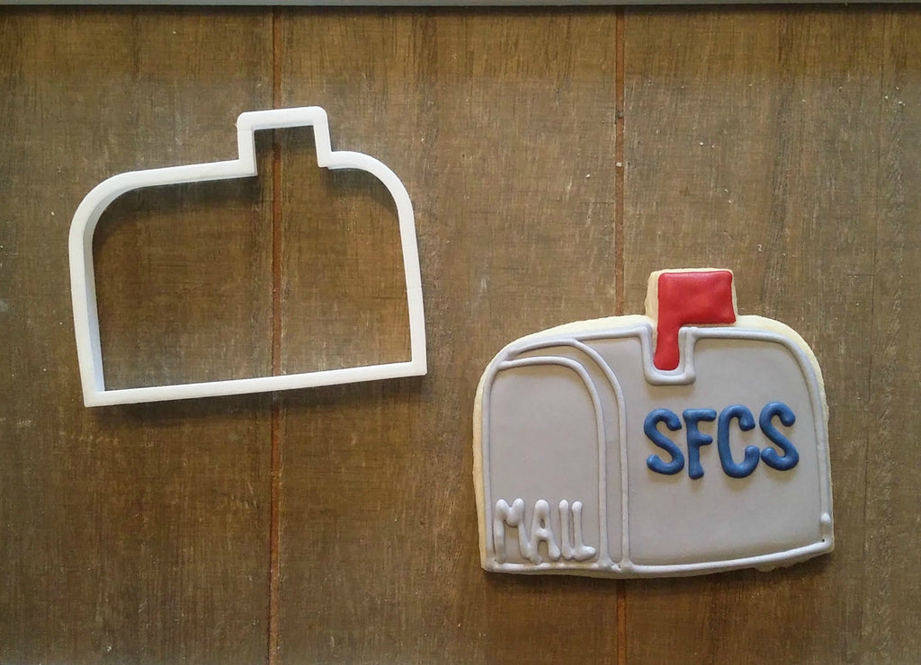 Mailbox with Flag Cookie Cutter/Dishwasher Safe