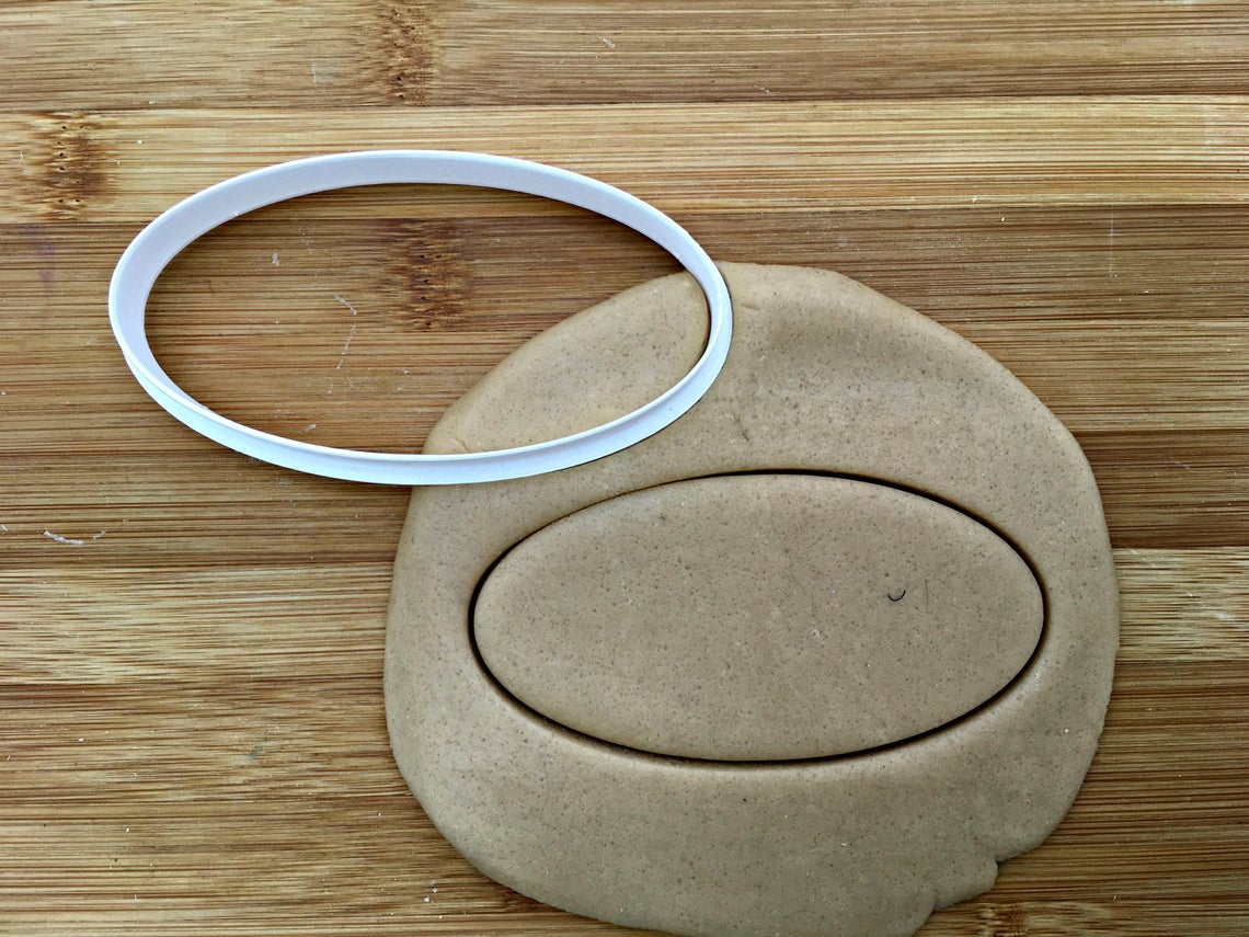 Oval Cookie Cutter/Dishwasher Safe